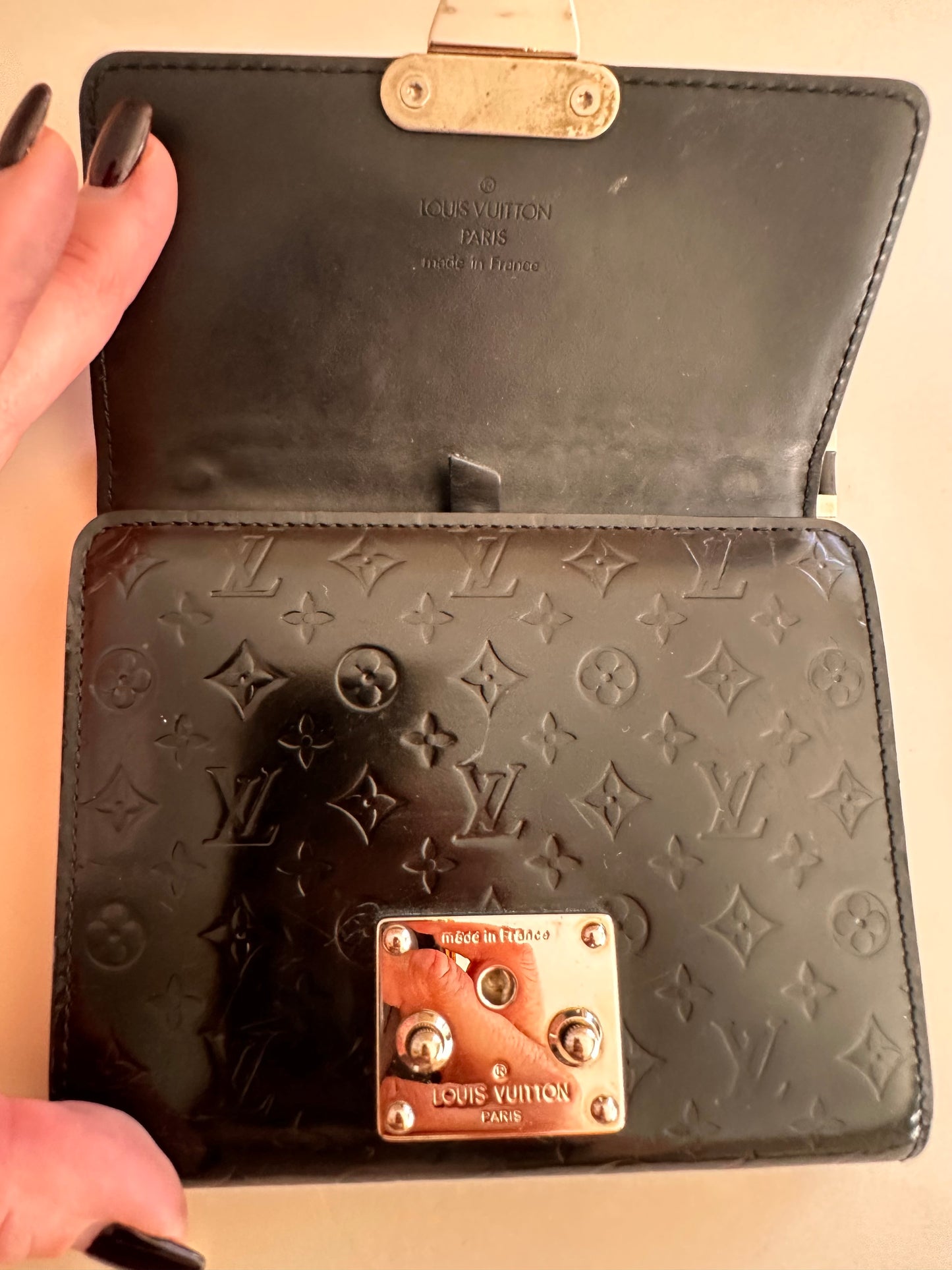 Louis Vuitton Anushka black patent with mirror