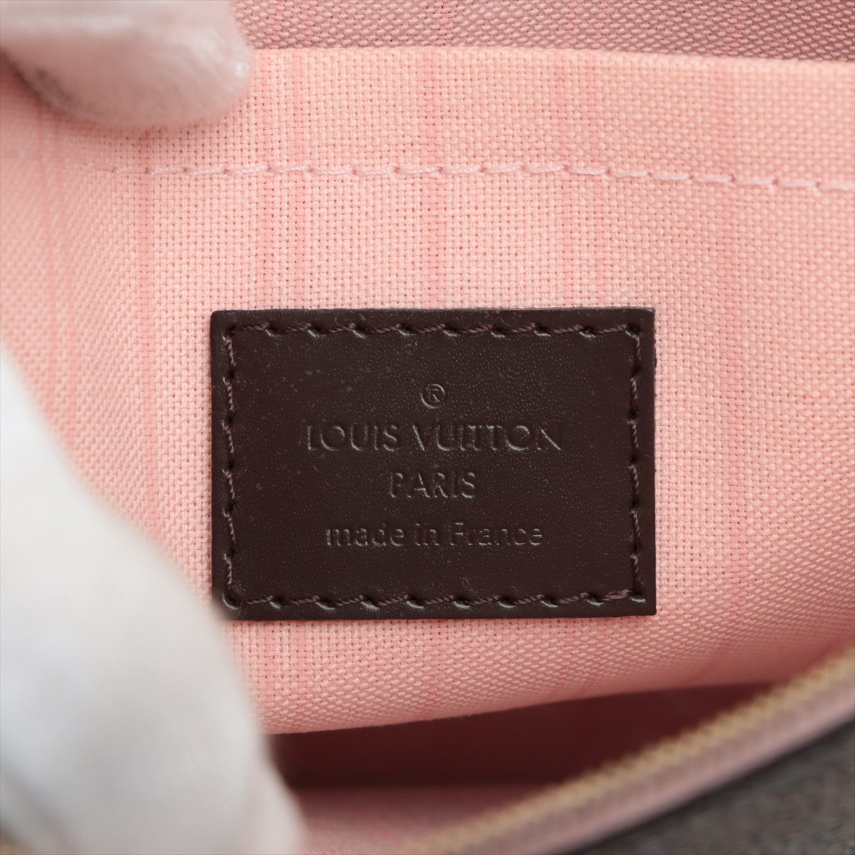 Louis Vuitton Neverfull pouch DE rose ballerine interior