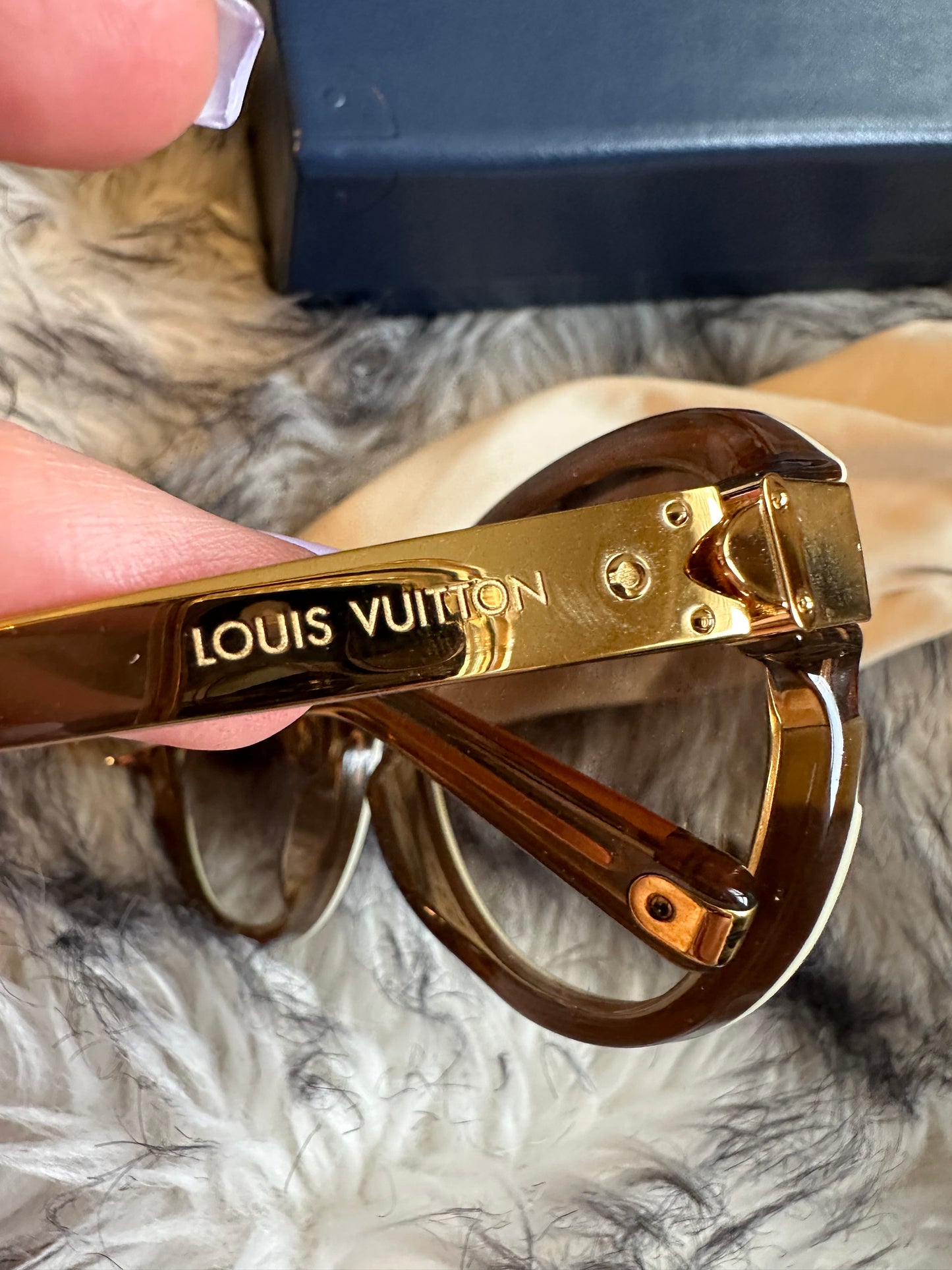 Louis Vuitton Brown/Gold Frame Petit Soupcon Cat Eye Sunglasses