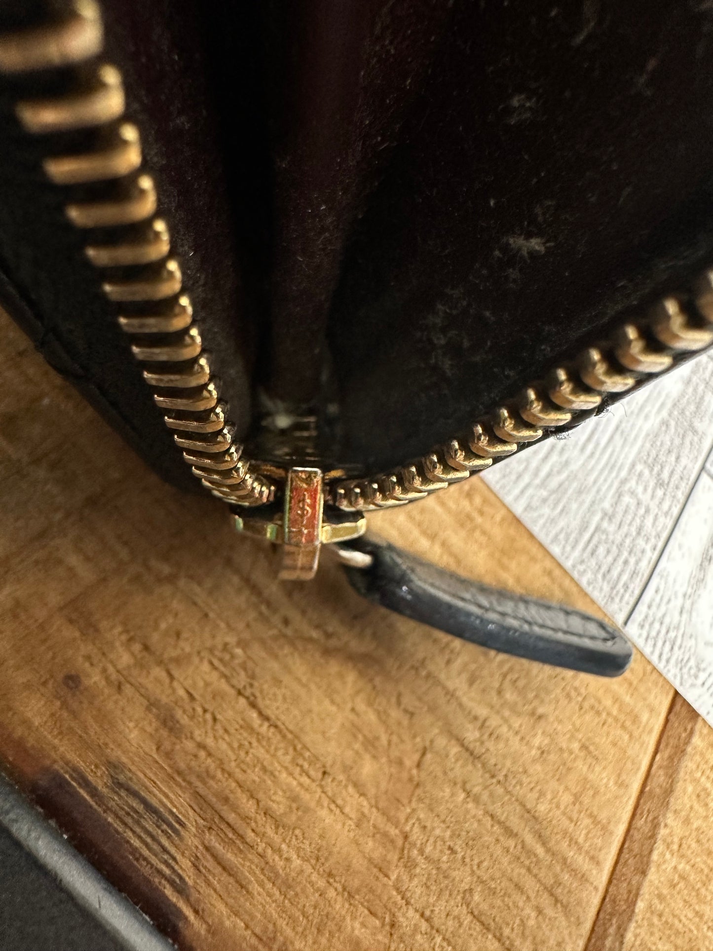 Chanel zippy wallet caviar