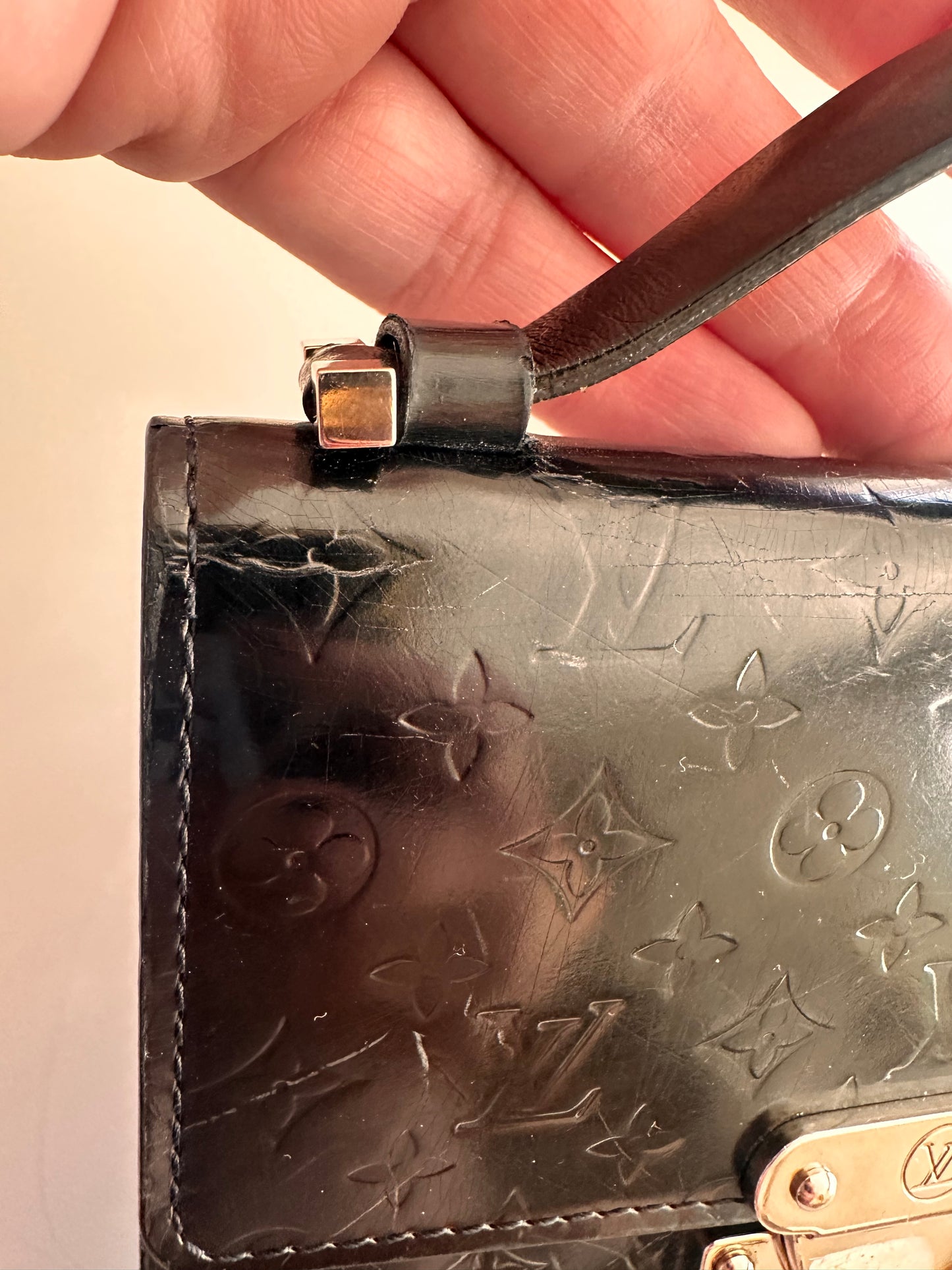 Louis Vuitton Anushka black patent with mirror