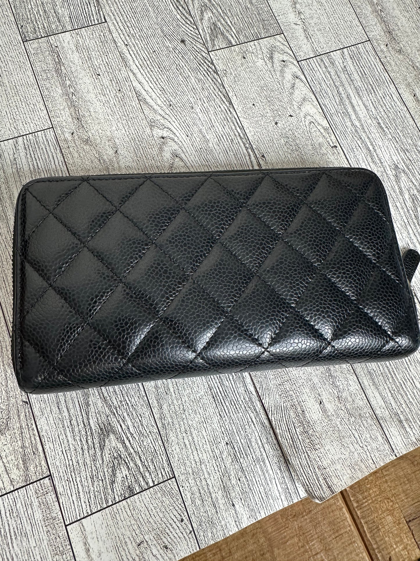 Chanel zippy wallet caviar