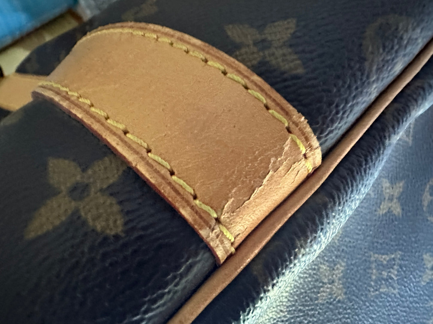Louis Vuitton Keepall 55 bandolier