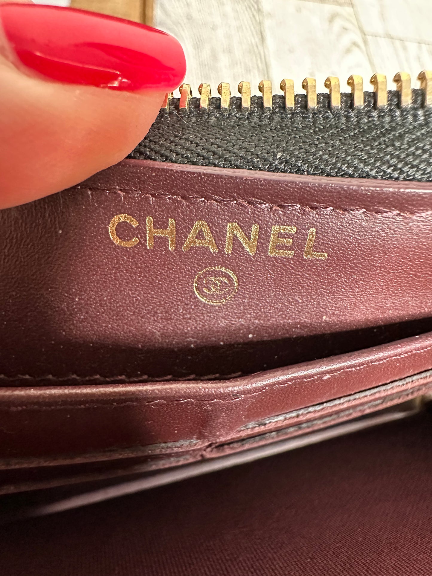 Chanel zippy wallet caviar