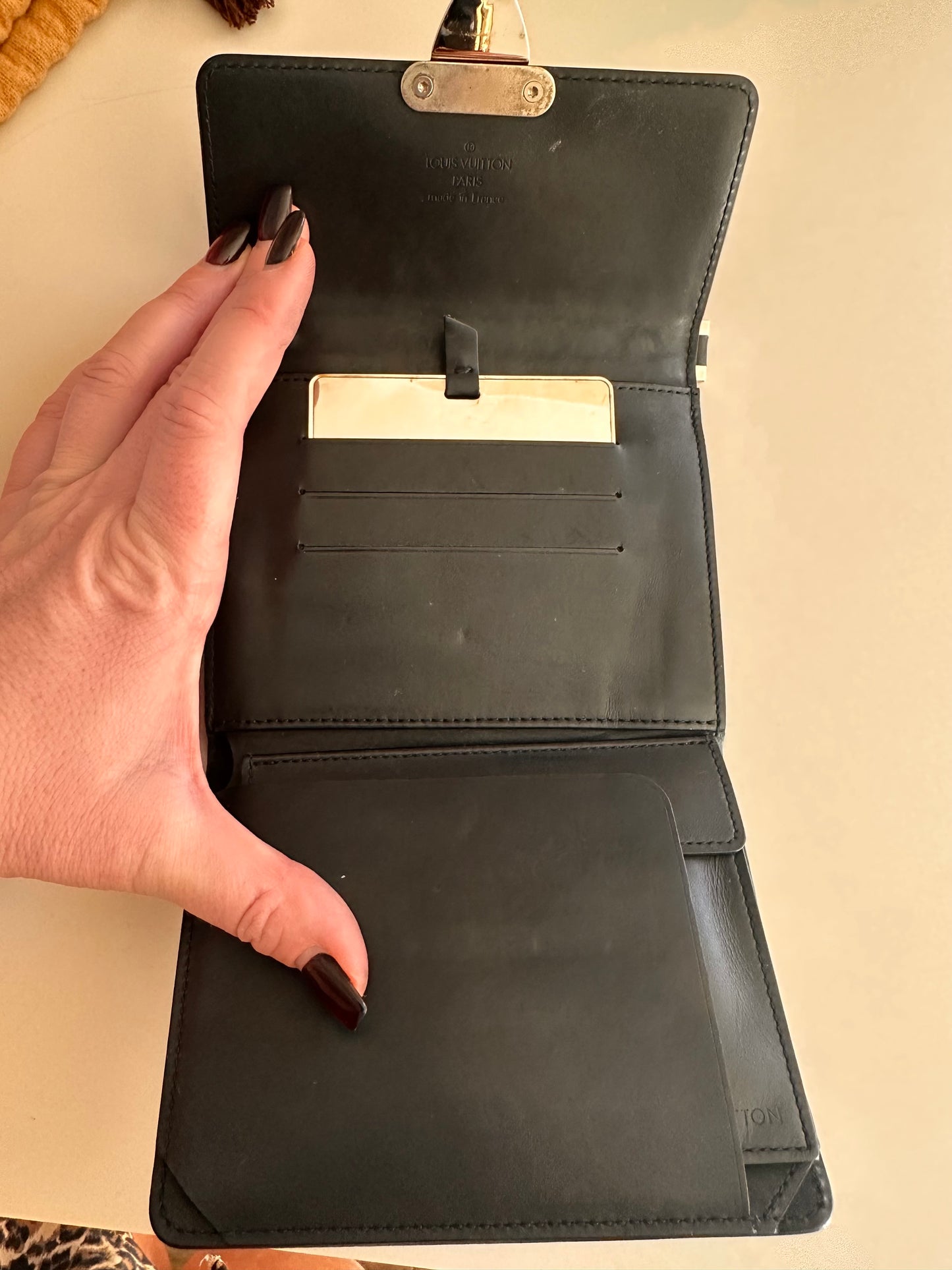 Louis Vuitton Anushka black patent with mirror