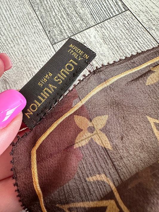 Louis Vuitton scarf