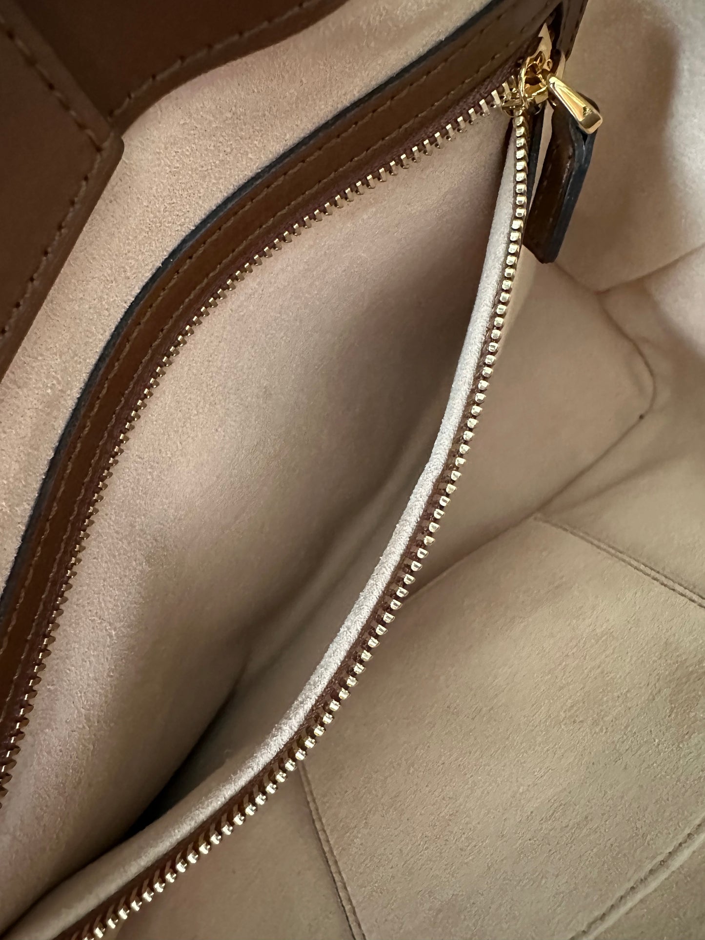 Gucci GG supreme canvas 2 way bag