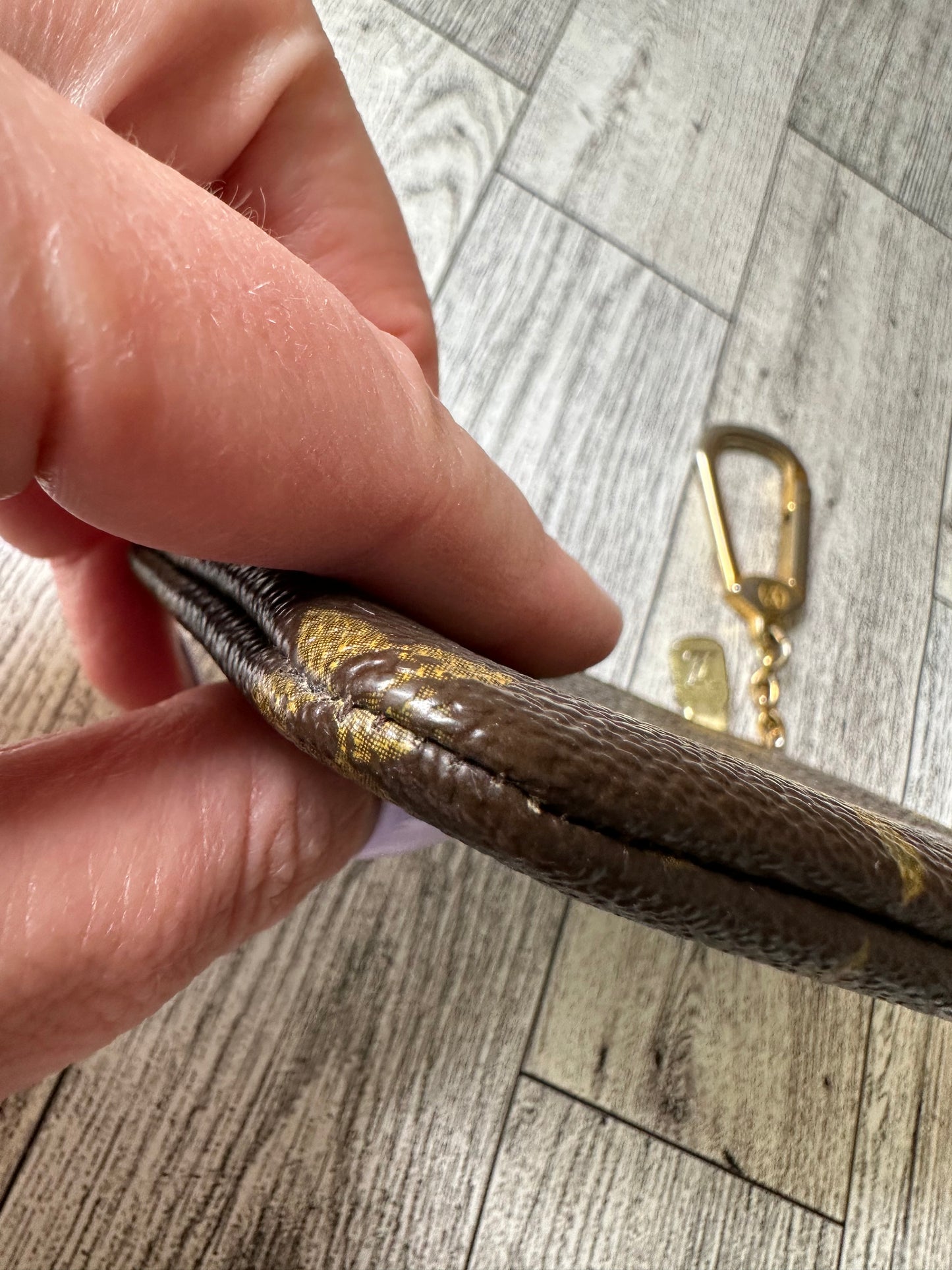 Louis Vuitton Key Cles monogram