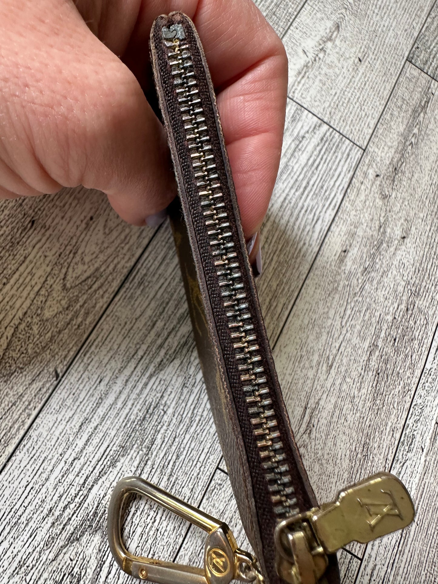 Louis Vuitton Key Cles monogram