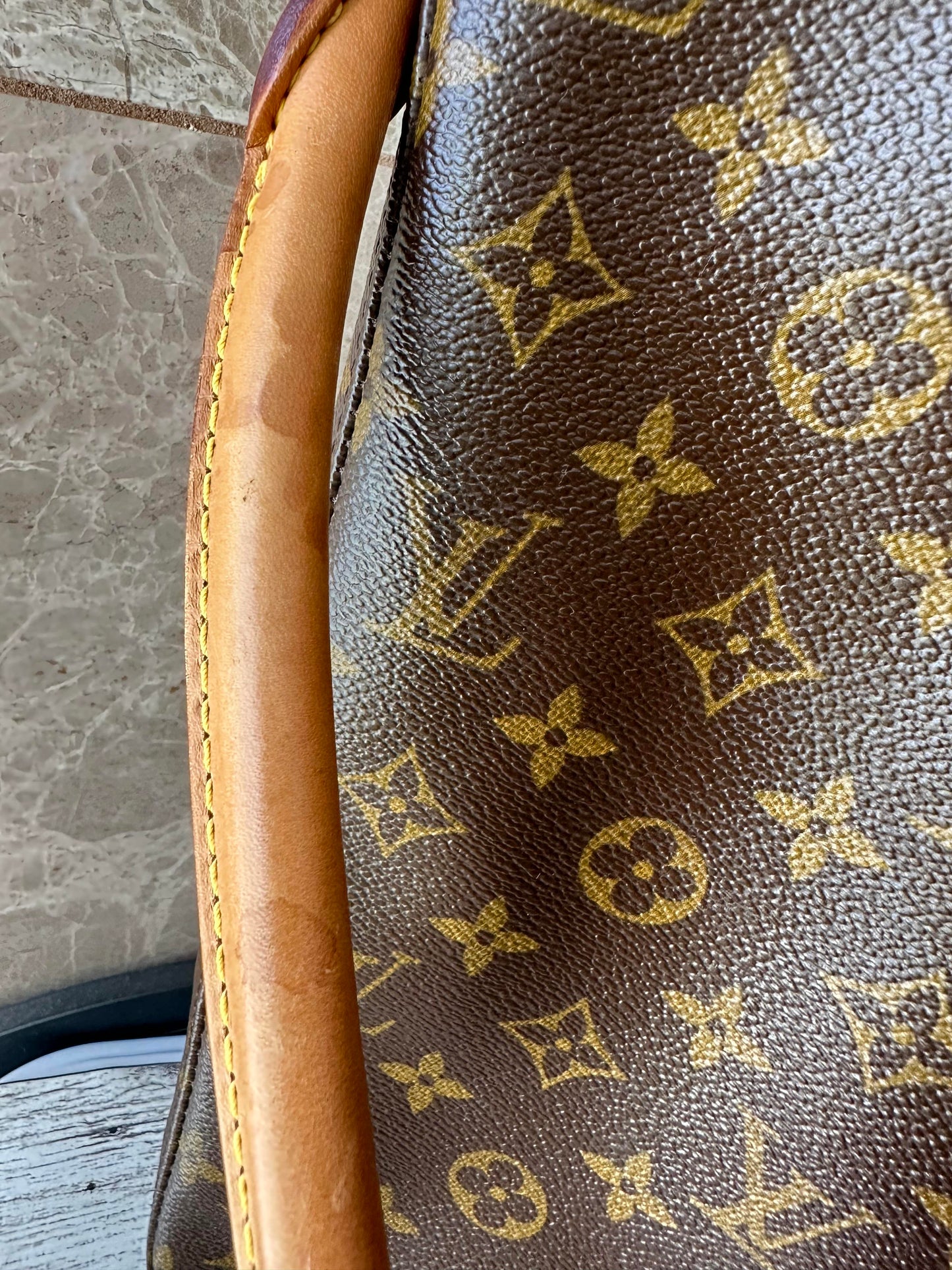 LOUIS VUITTON Looping GM