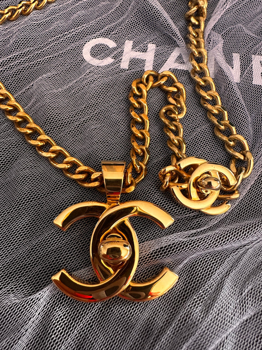Chanel double turnlock 1996