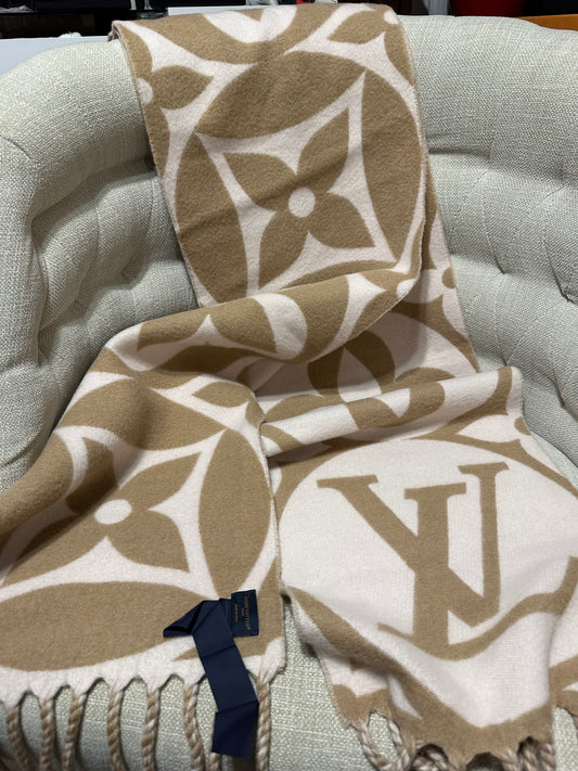 Louis Vuitton scarf and Hermes click clack