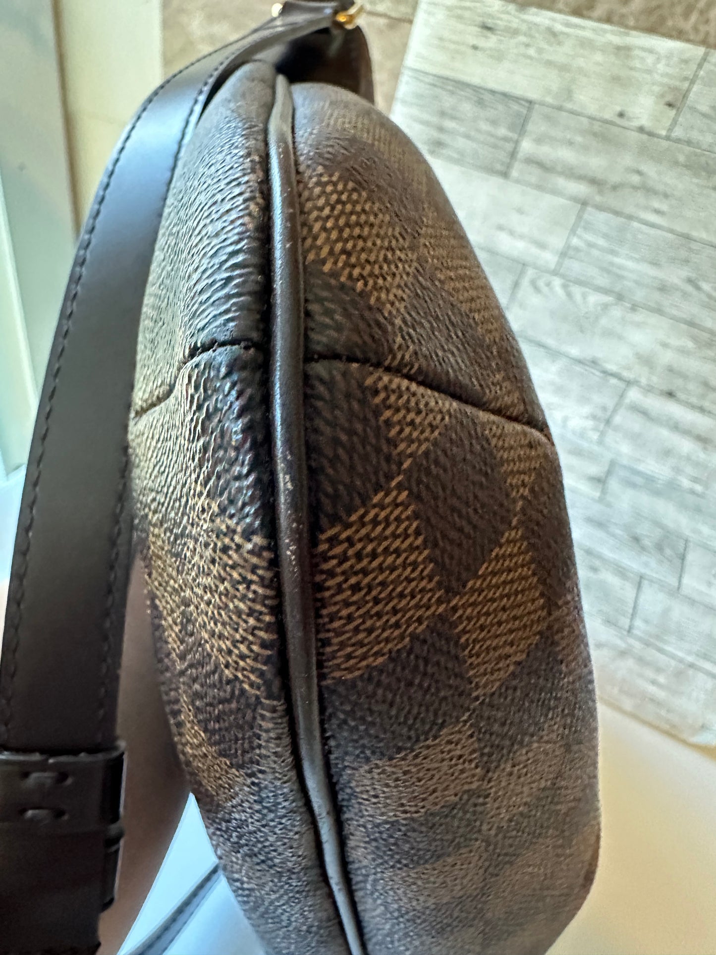 Louis Vuitton Bloomsbury PM crossbody