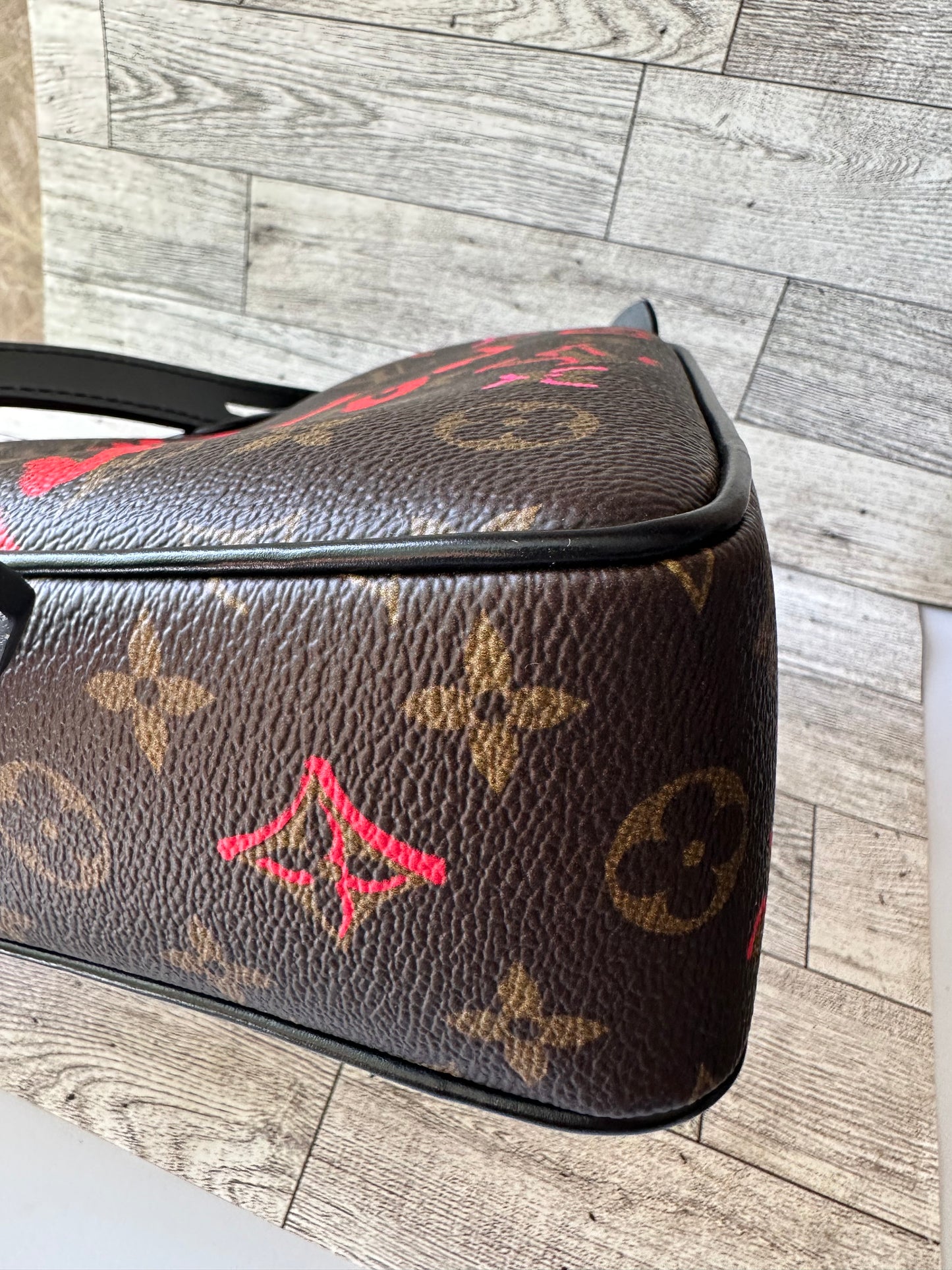 Louis Vuitton rare Valentine crossbody
