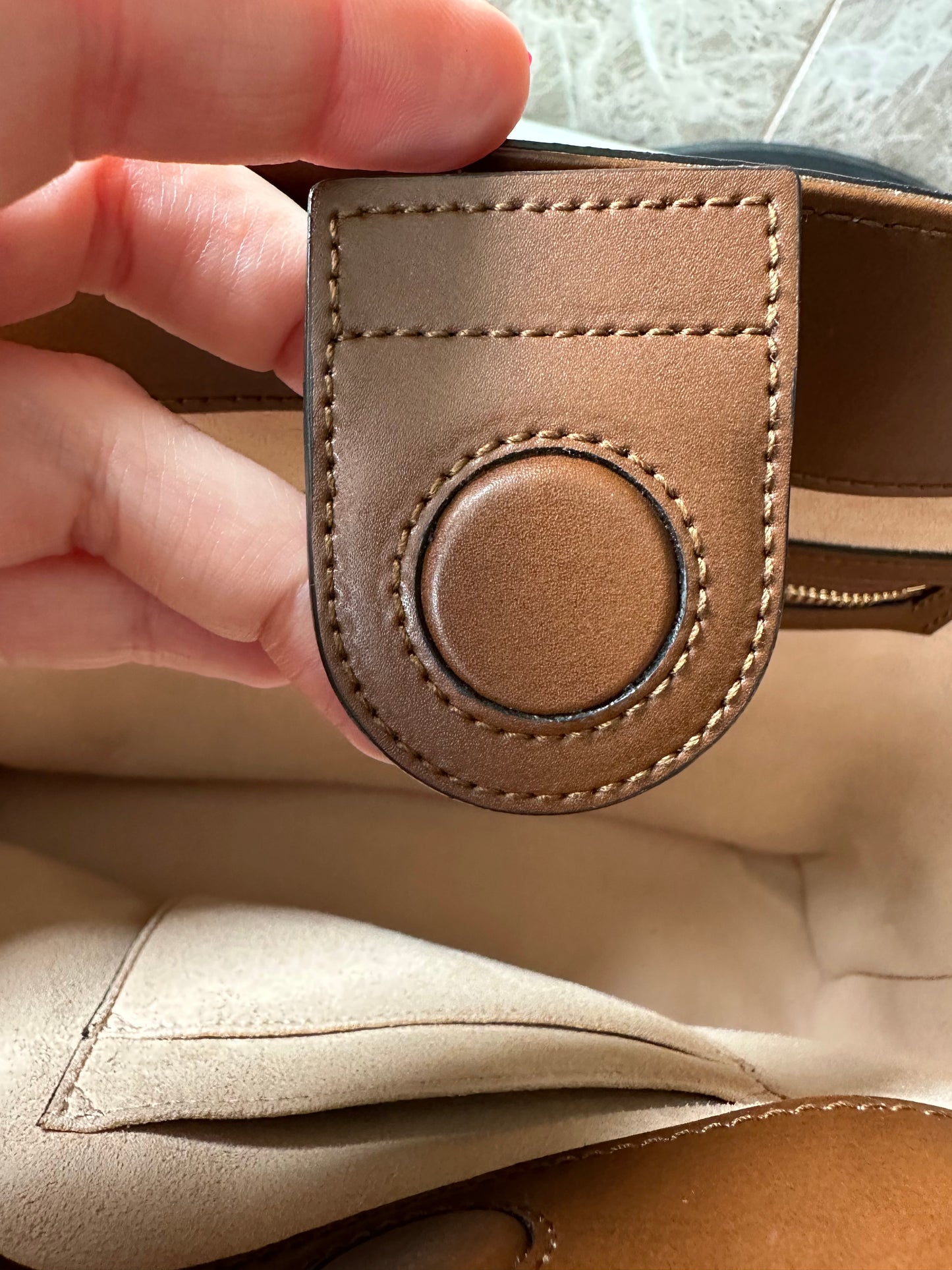 Gucci GG supreme canvas 2 way bag