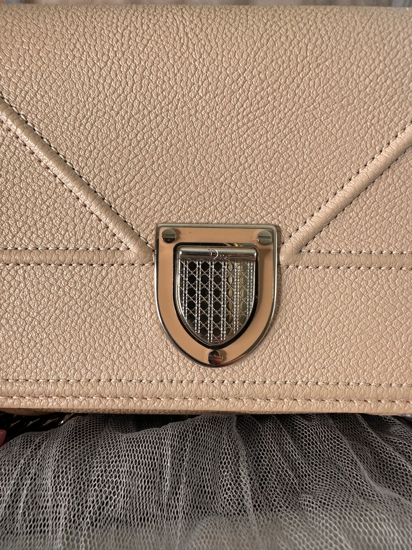 Dior wallet on chain